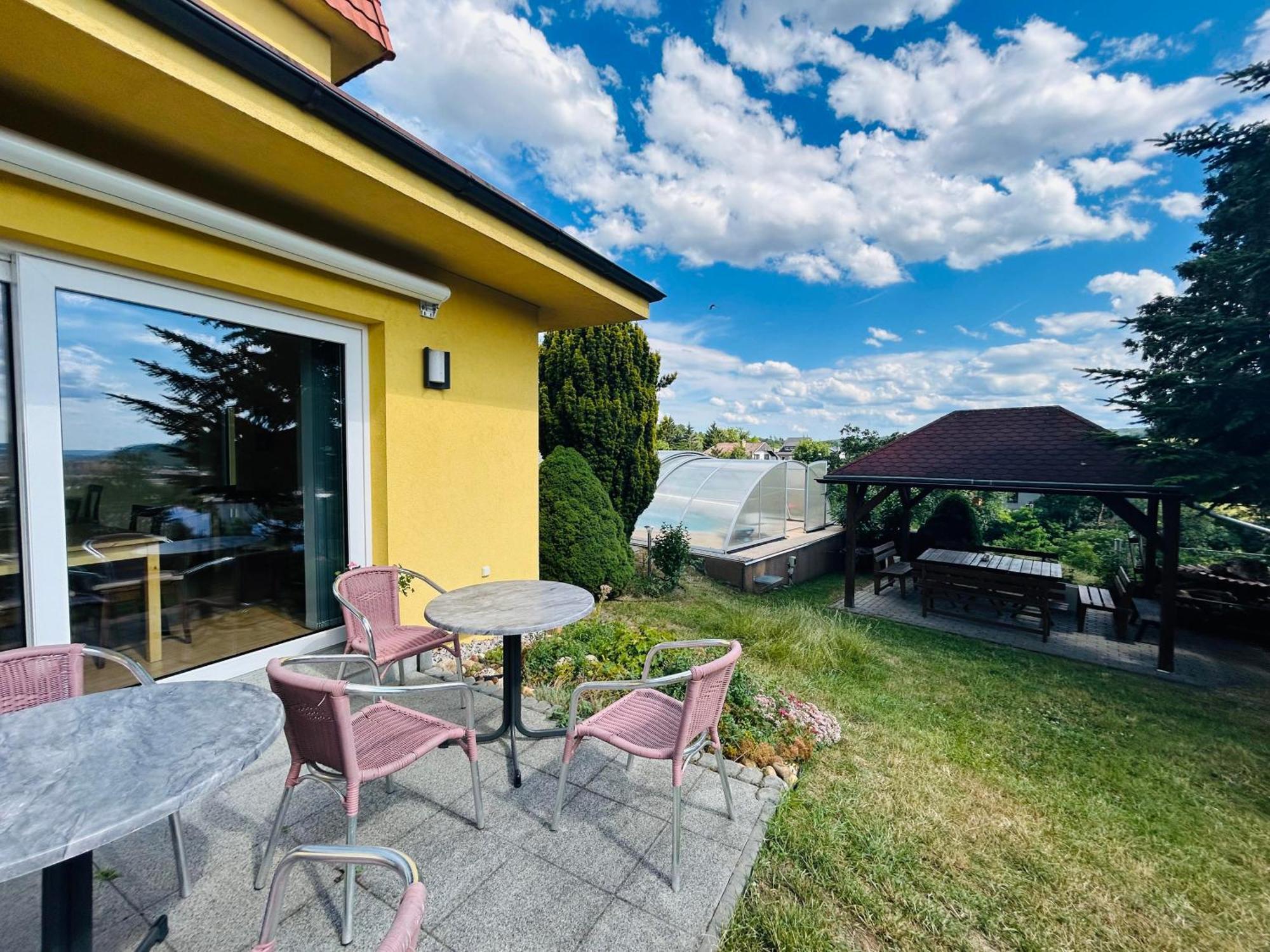 Pension PRIMUS Beroun  Bagian luar foto