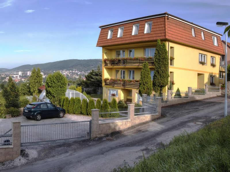 Pension PRIMUS Beroun  Bagian luar foto